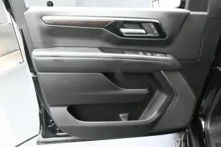 Chevrolet Suburban 2025 4x2 LS 4dr SUV