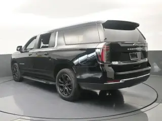 Chevrolet Suburban 2025 4x2 LS 4dr SUV