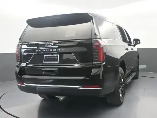 Chevrolet Suburban 2025 4x2 LS 4dr SUV