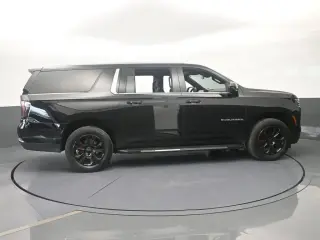 Chevrolet Suburban 2025 4x2 LS 4dr SUV
