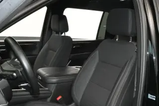 Chevrolet Suburban 2025 4x2 LS 4dr SUV
