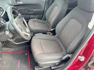 Chevrolet Sonic 2020 LT 4dr Hatchback
