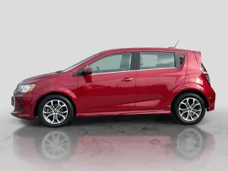 Chevrolet Sonic 2020 LT 4dr Hatchback