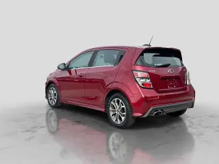 Chevrolet Sonic 2020 LT 4dr Hatchback