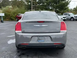 Chrysler 300 2017 Limited 4dr Sedán