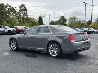 Chrysler 300 2017 Limited 4dr Sedán