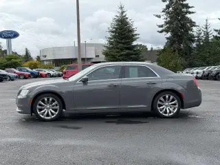 Chrysler 300 2017 Limited 4dr Sedán