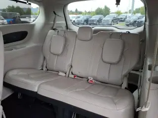 Chrysler Pacifica 2017 Touring-L Plus 4dr Mini-Van