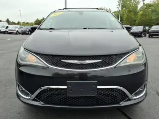 Chrysler Pacifica 2017 Touring-L Plus 4dr Mini-Van