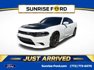 Dodge Charger 2017 R/T Scat Pack 4dr Sedán