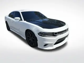 Dodge Charger 2017 R/T Scat Pack 4dr Sedán