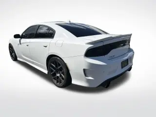 Dodge Charger 2017 R/T Scat Pack 4dr Sedán