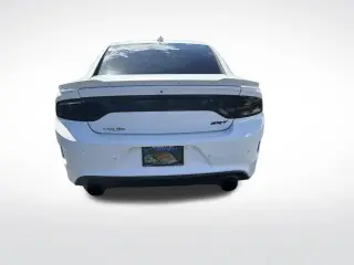 Dodge Charger 2017 R/T Scat Pack 4dr Sedán