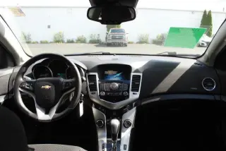 Chevrolet Cruze 2013 ECO Auto 4dr Sedan w/1SF