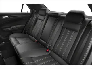 Chrysler 300 2018 S 4dr Sedán