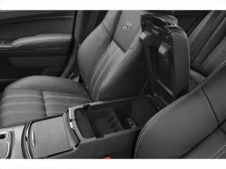 Chrysler 300 2018 S 4dr Sedán