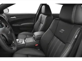 Chrysler 300 2018 S 4dr Sedán