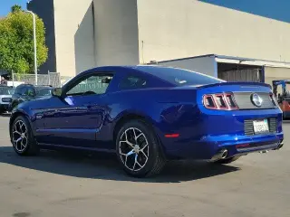 Ford Mustang 2014 GT Premium 2d Fastback