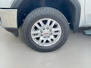 GMC Sierra 2500HD 2023 4x4 SLE 4dr Crew Cab SB
