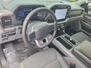 Ford F-150 2024 4x4 XLT 4dr SuperCrew 5.5 ft. SB