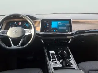 Volkswagen Atlas 2025 AWD SE 4Motion SUV de 4 puertas con Tecnología
