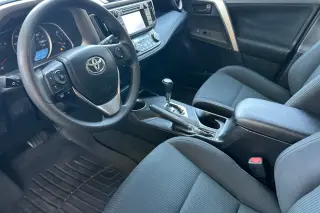 Toyota RAV4 2013 XLE 4dr SUV