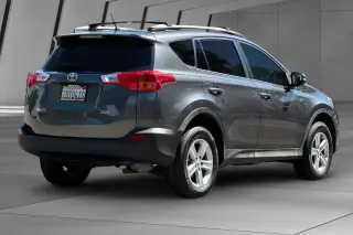 Toyota RAV4 2013 XLE 4dr SUV
