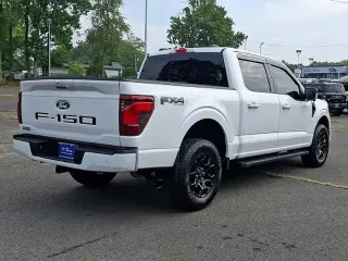Ford F-150 2024 4x4 XLT 4dr SuperCrew 5.5 ft. SB