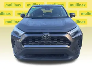 Toyota RAV4 2024 LE 4dr SUV