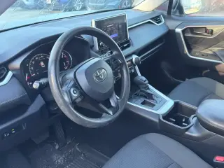 Toyota RAV4 2024 LE 4dr SUV