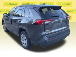 Toyota RAV4 2024 LE 4dr SUV