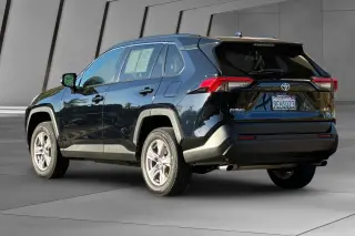 Toyota RAV4 2023 XLE 4dr SUV