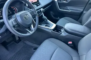 Toyota RAV4 2023 XLE 4dr SUV