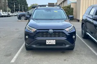 Toyota RAV4 Híbrido 2019 AWD XLE SUV de 4 puertas