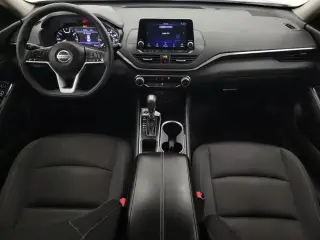 Nissan Altima 2021 2.5 SV 4dr Sedán