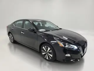 Nissan Altima 2021 2.5 SV 4dr Sedán