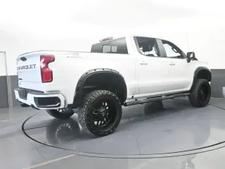 Chevrolet Silverado 1500 2022 4x4 RST 4dr Crew Cab 5.8 ft. SB