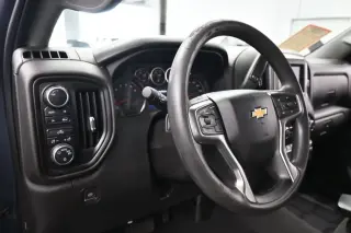 Chevrolet Silverado 1500 Limited 2022 4x4 Custom 4dr Crew Cab 5.8 ft. SB