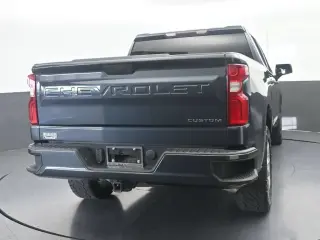 Chevrolet Silverado 1500 Limited 2022 4x4 Custom 4dr Crew Cab 5.8 ft. SB