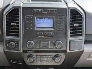 Ford F-150 2018 4x4 XLT 4dr SuperCab 6.5 ft. SB