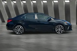 Toyota Corolla 2017 SE 4dr Sedán CVT