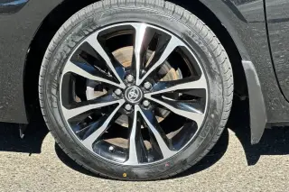 Toyota Corolla 2017 SE 4dr Sedán CVT