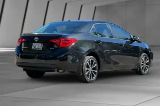 Toyota Corolla 2017 SE 4dr Sedán CVT