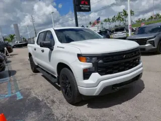 Chevrolet Silverado 1500 2024 4x2 Custom 4dr Crew Cab 5.8 ft. SB
