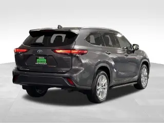 2023 Toyota Highlander Hybrid