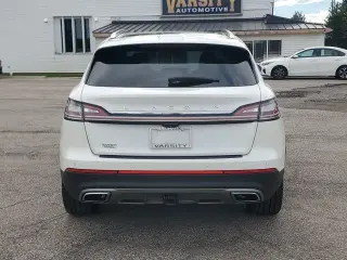 Lincoln Nautilus 2022 AWD Reserve 4dr SUV