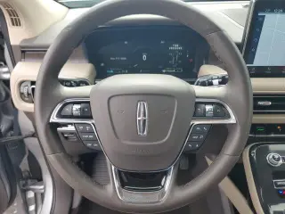 Lincoln Nautilus 2023 AWD Reserve 4dr SUV