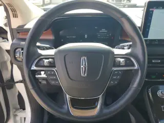 Lincoln Nautilus 2023 AWD Reserve 4dr SUV
