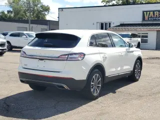Lincoln Nautilus 2023 AWD Reserve 4dr SUV