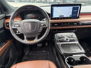 Lincoln Nautilus 2023 Reserve 4dr SUV